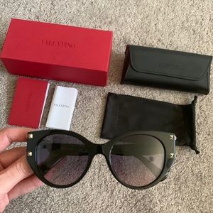 Valentino sunglasses